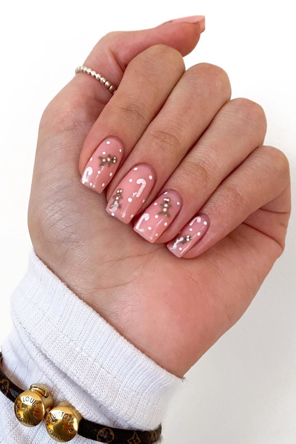 Snowy Candy Cane Nails