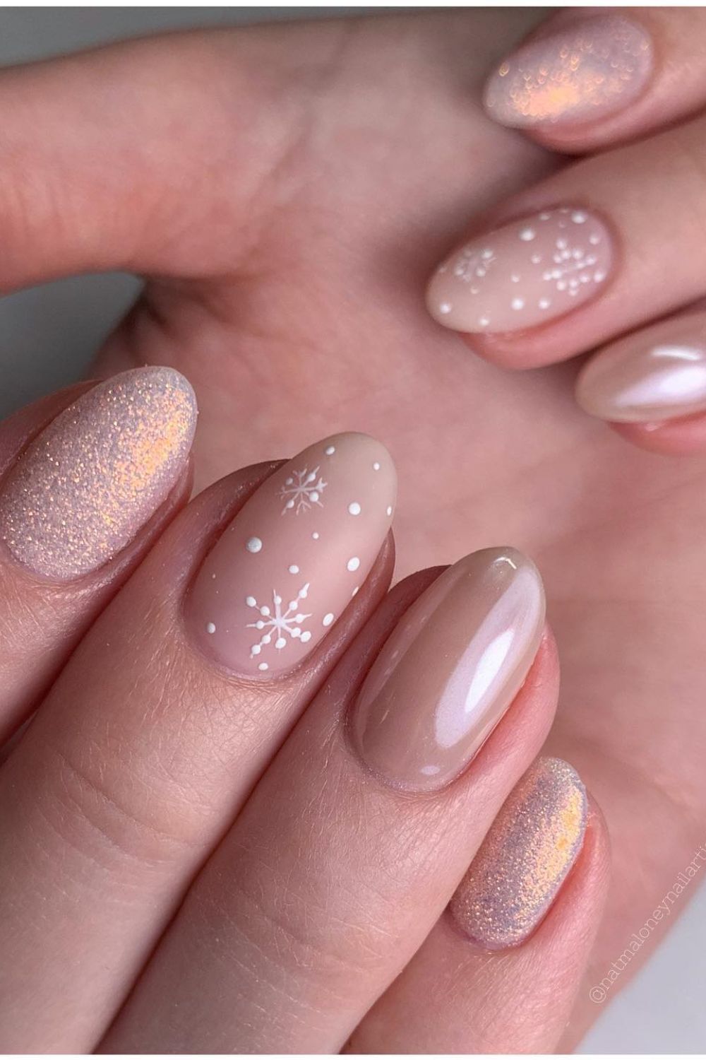 Frosty Nude Snowflakes