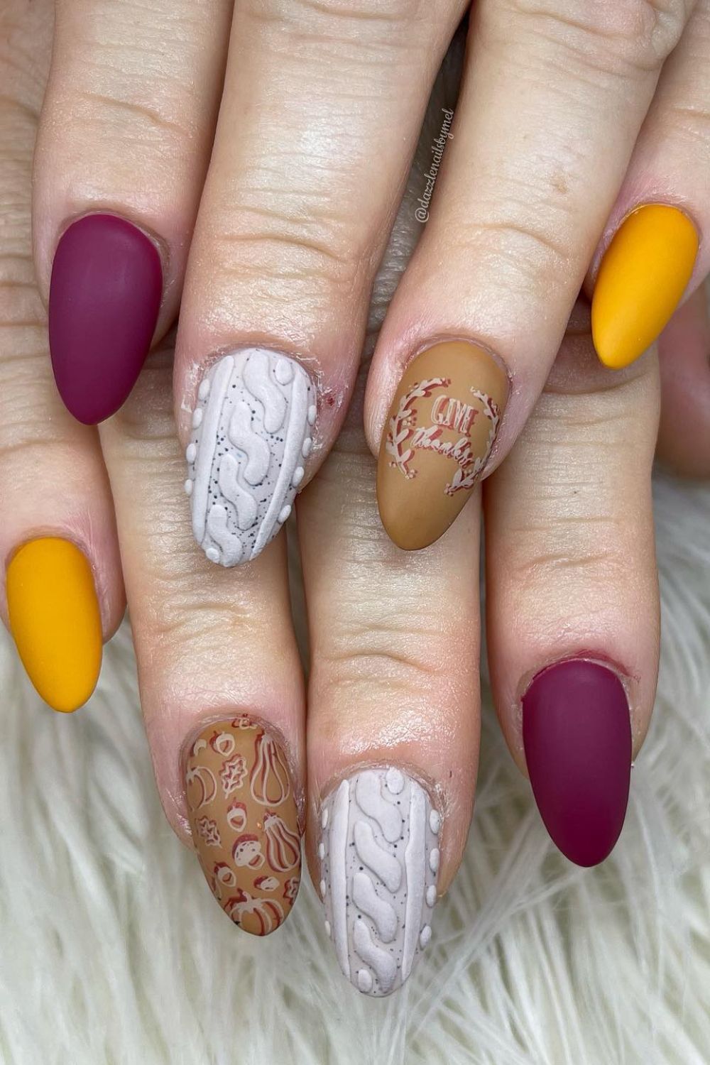 Textured Sweater Nails