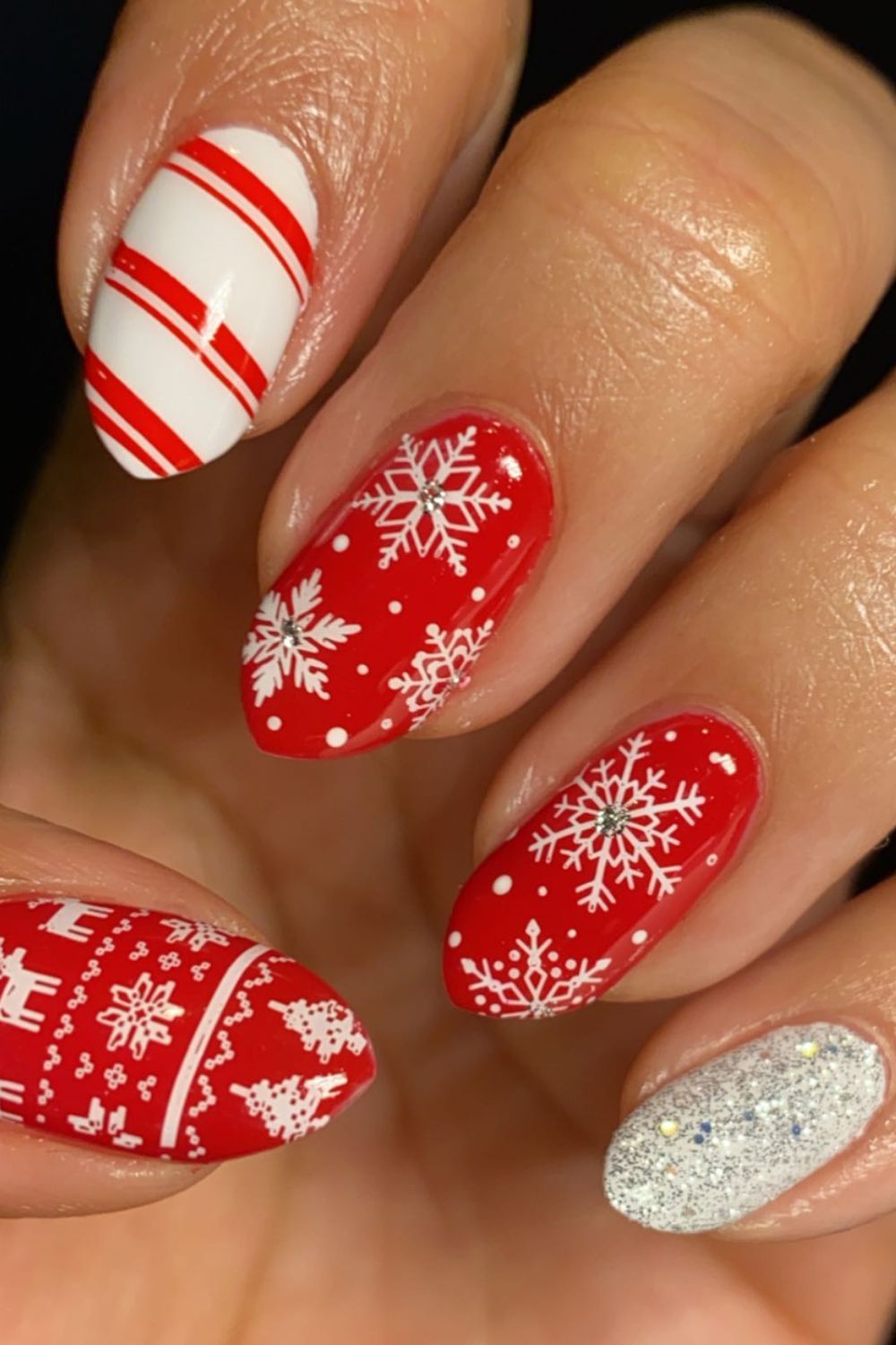 Classic Red Snowflakes