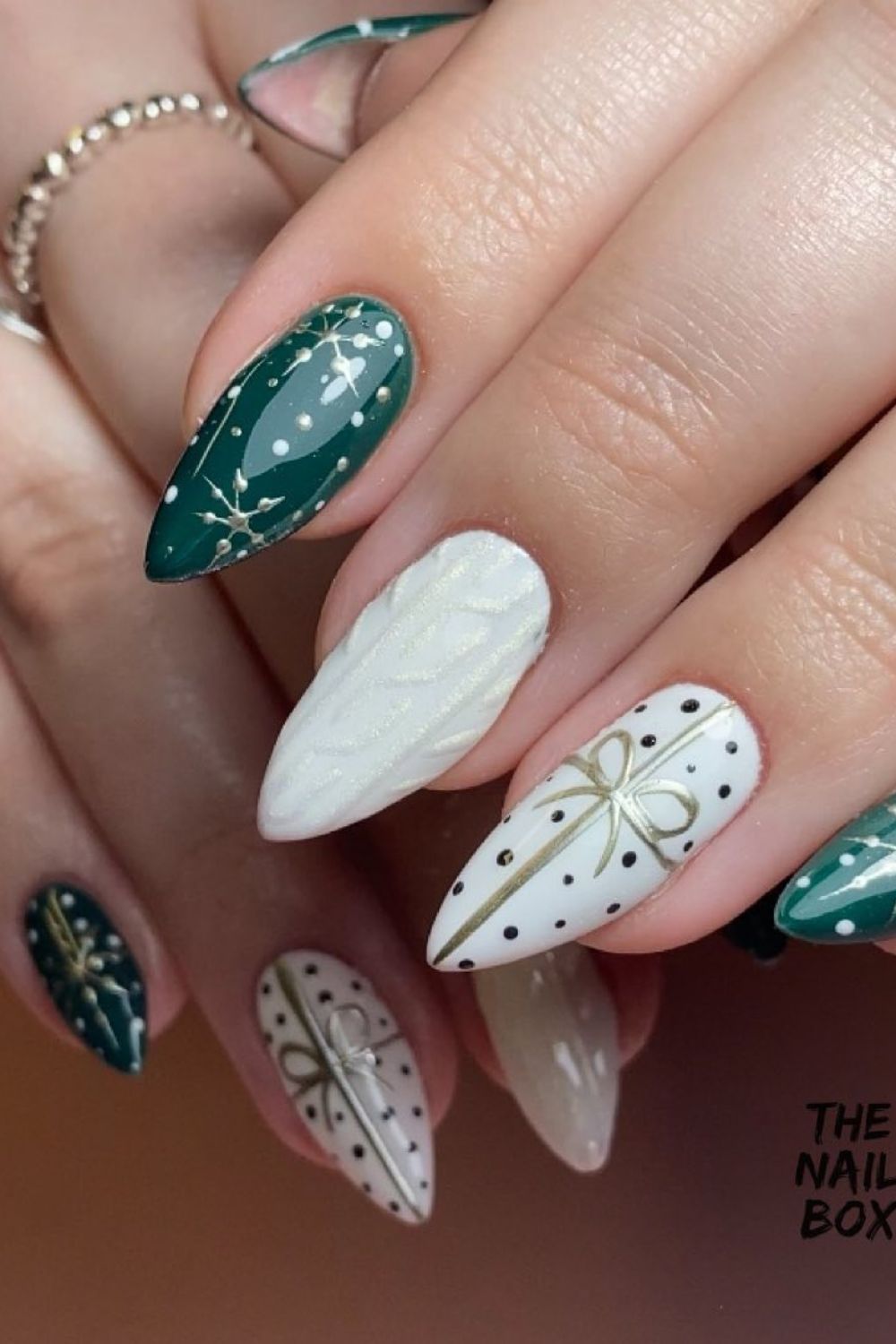 Green And Gold Elegance