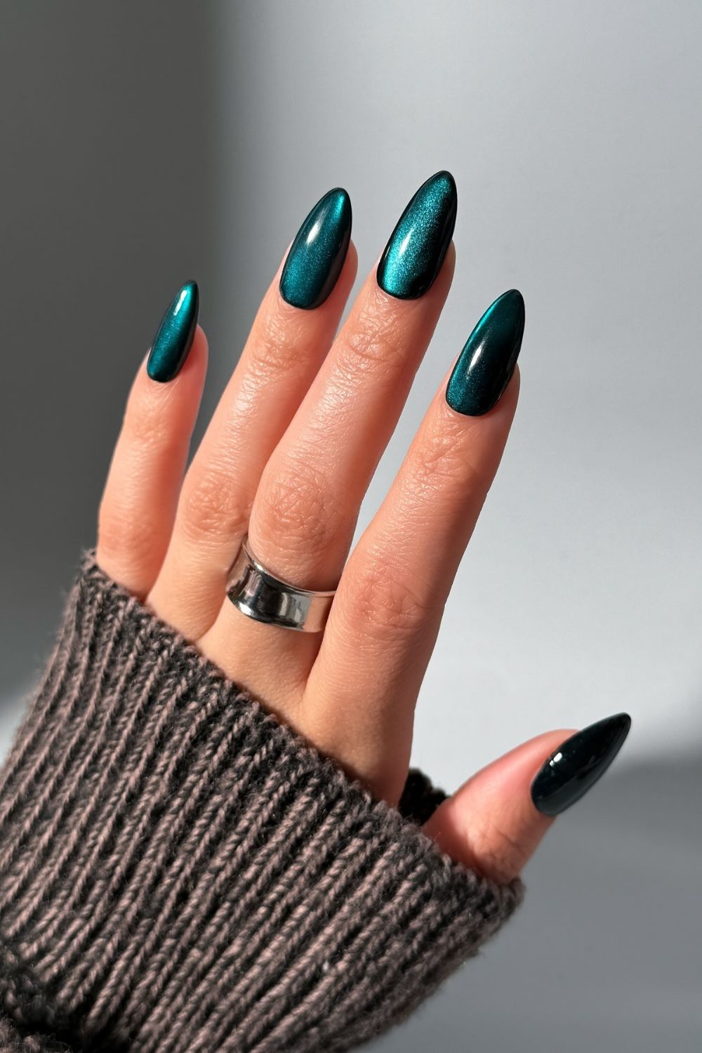Dark Emerald Gradient