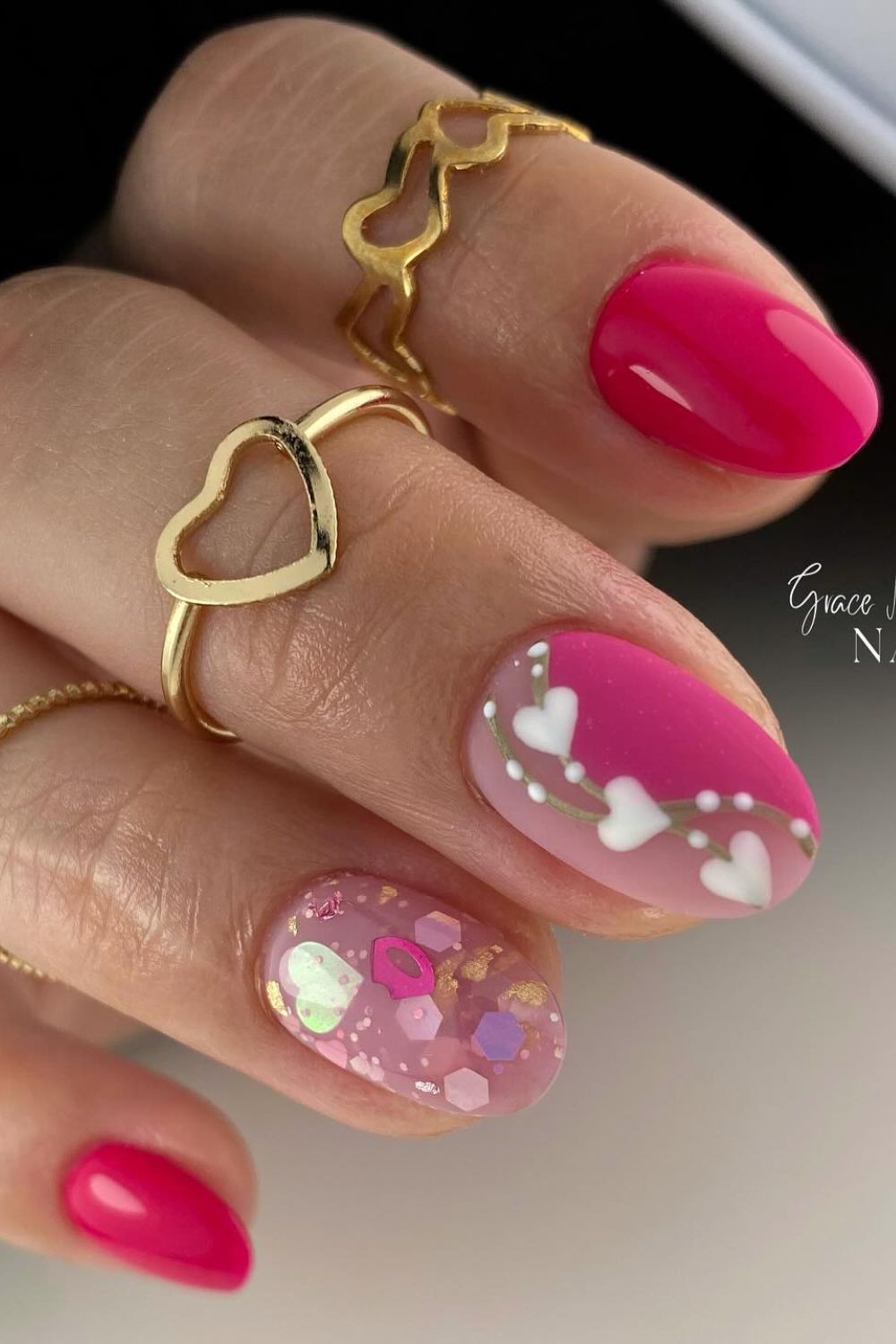 Heart Garland And Glitter