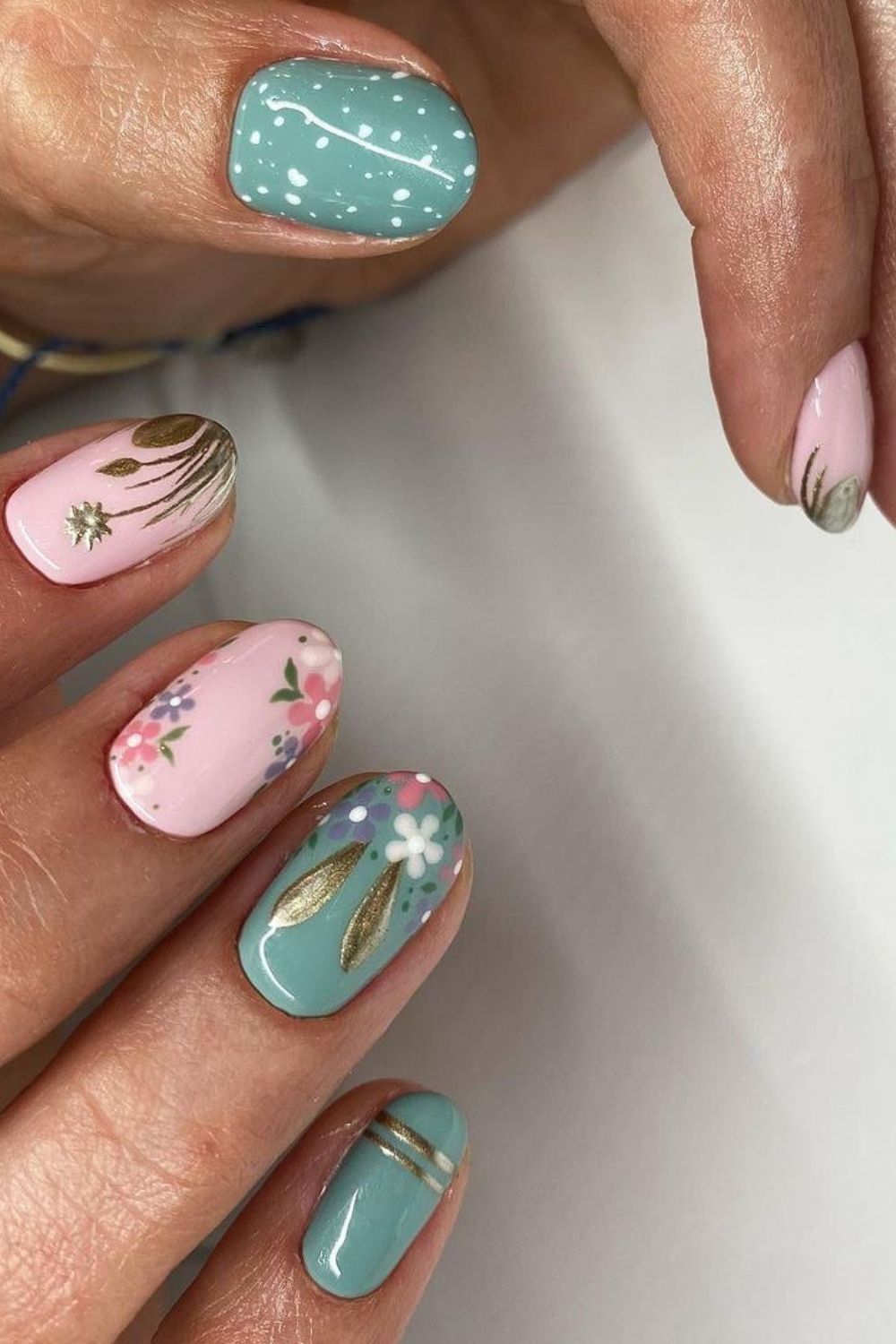 Floral and Gold Accents