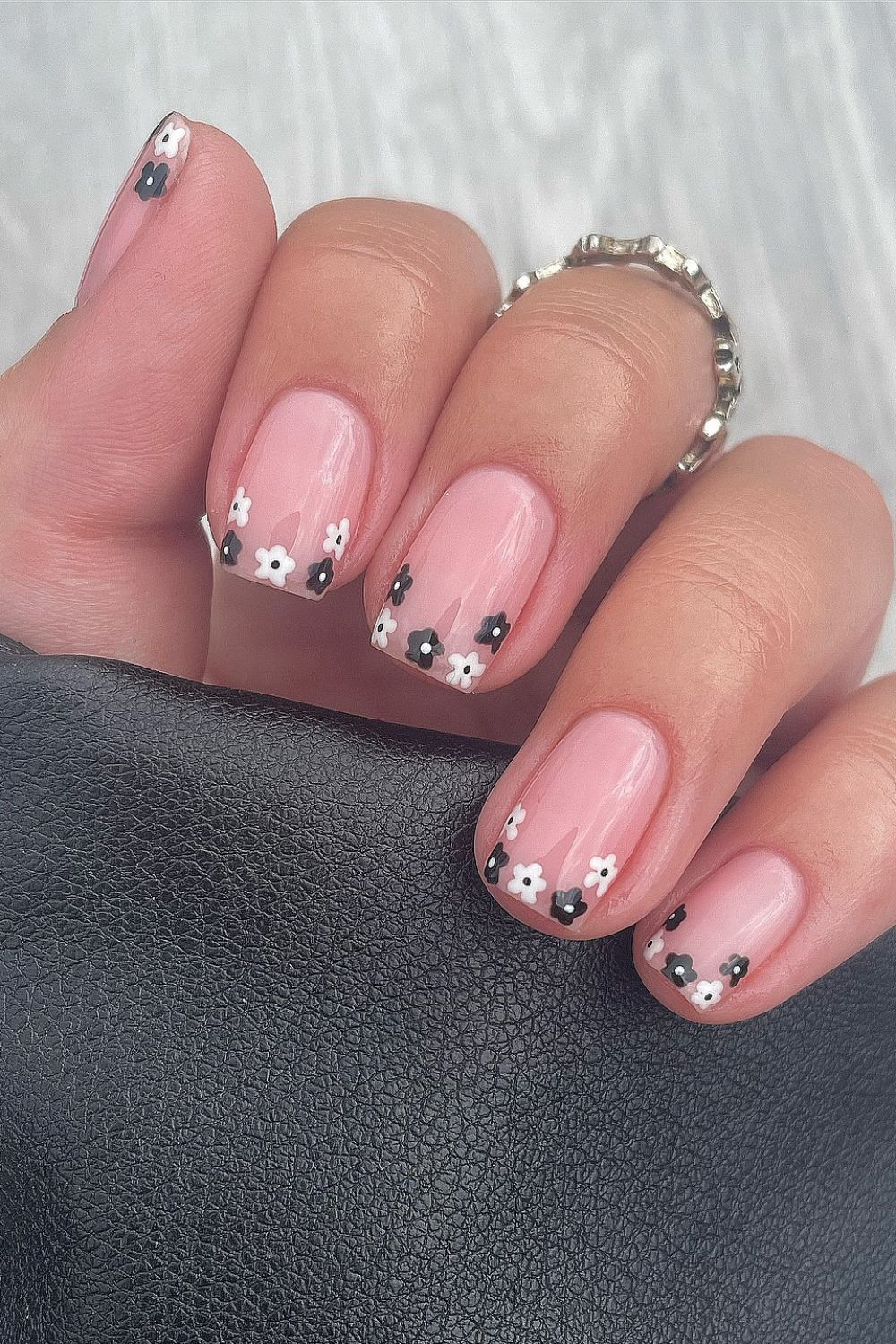 Black And White Floral Tips