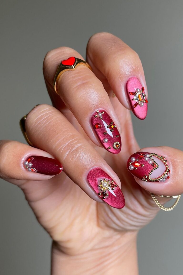 35 Graduation Nails Designs to Celebrate Your Big Day