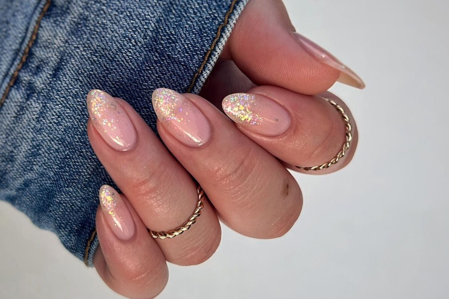 35 Graduation Nails Designs to Celebrate Your Big Day