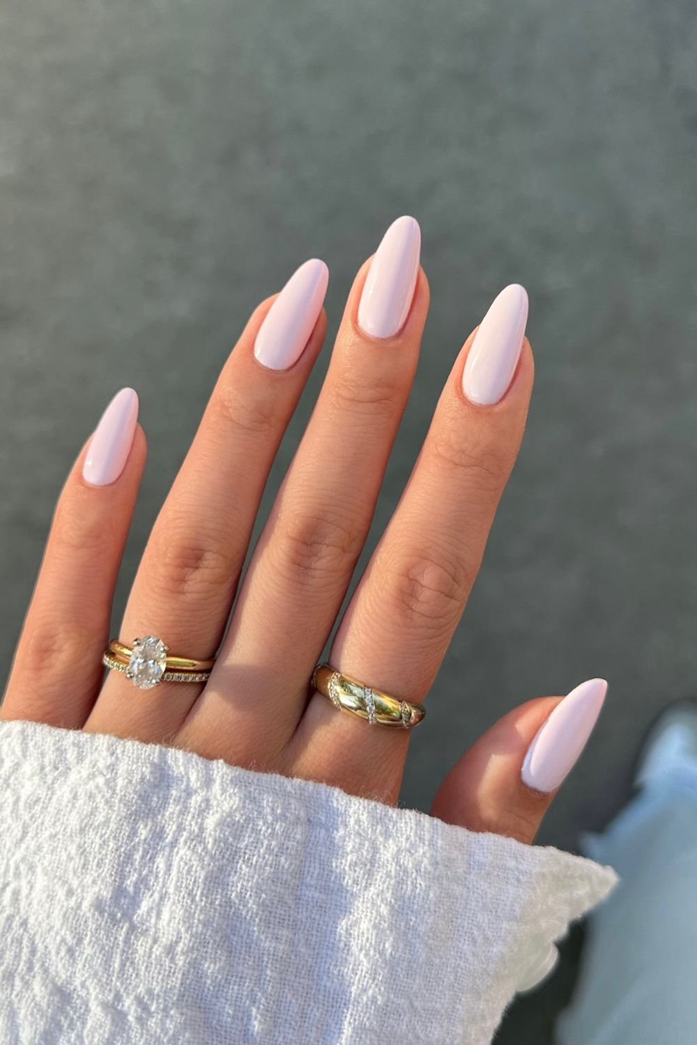 Soft White Almond