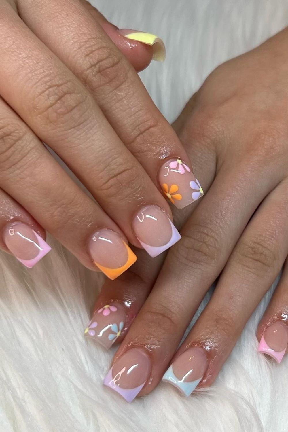 Square Gel Manicure Ideas With Pastel Tips