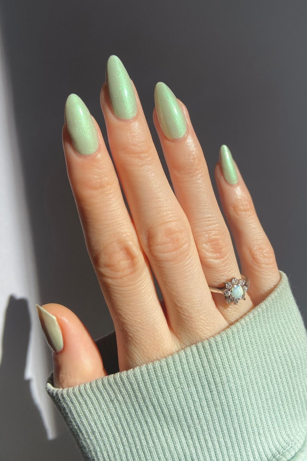 Shimmery Mint Tips