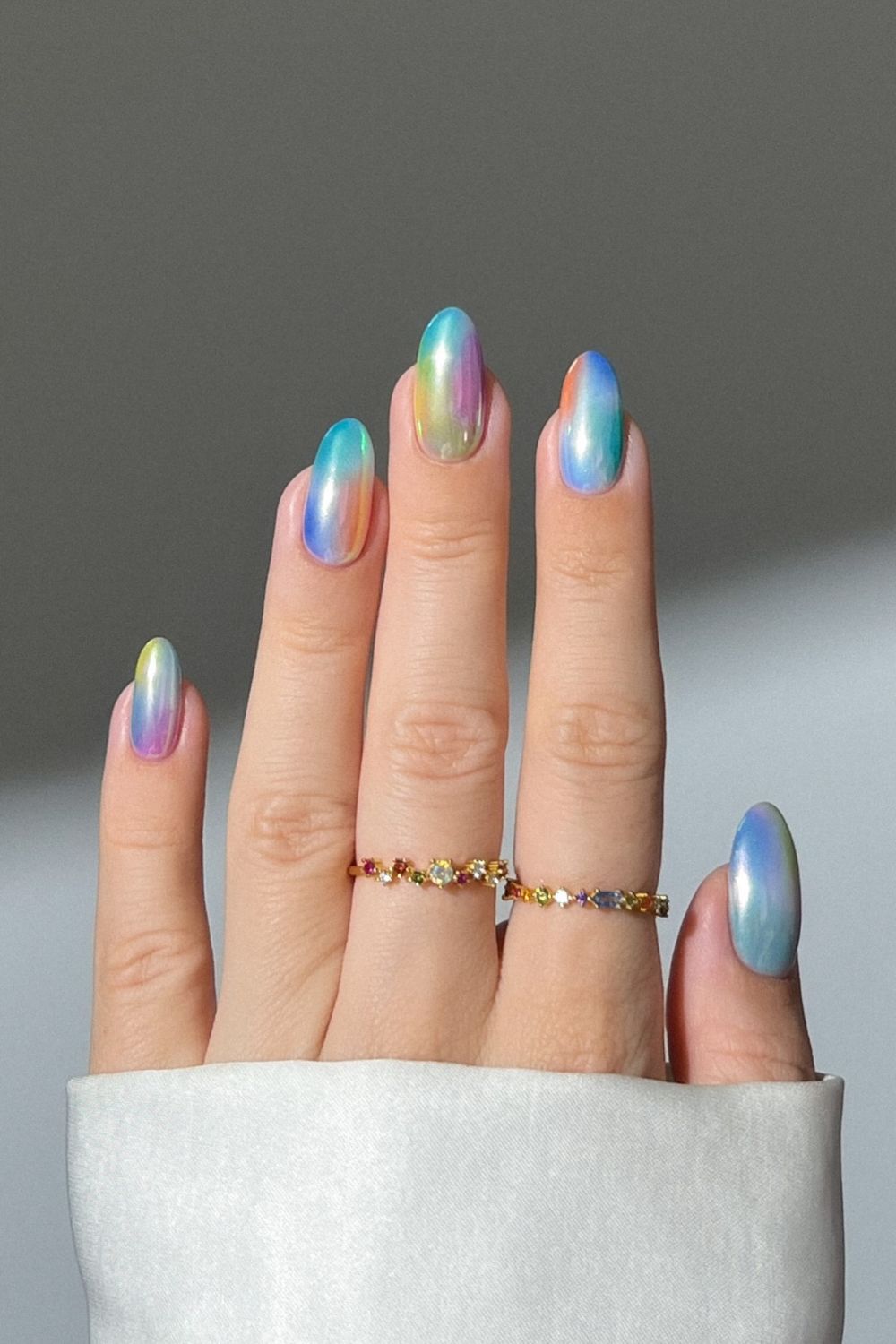 Holographic Rainbow Fade