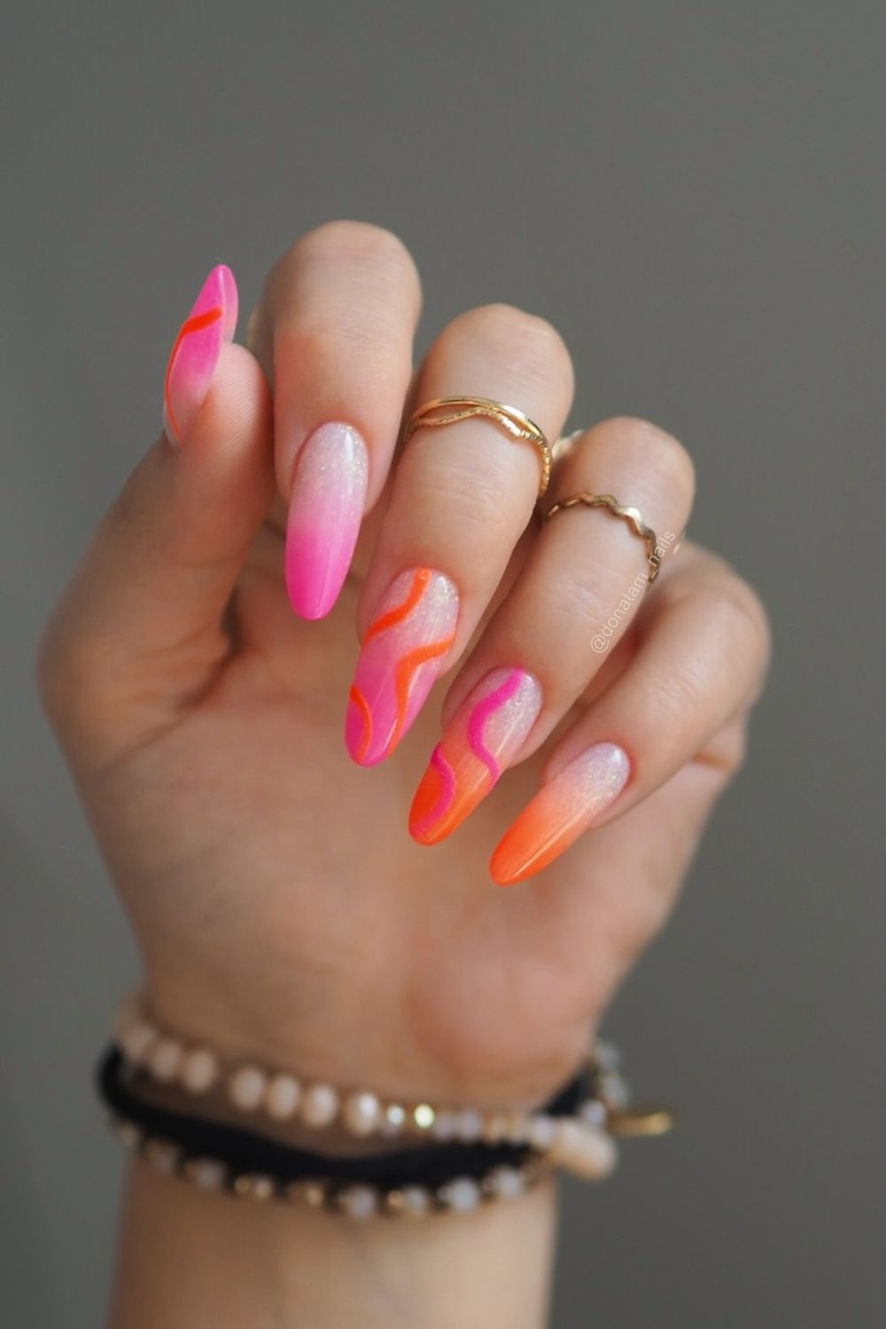 Neon Waves & Fade