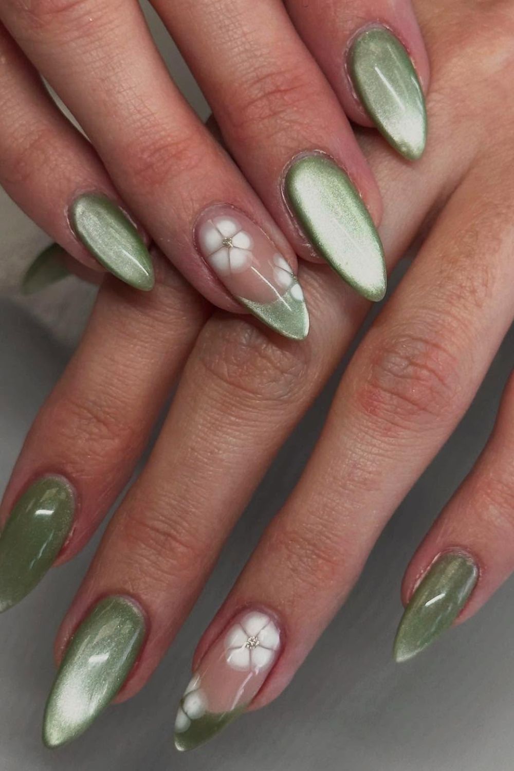 Petal-Tipped Shine