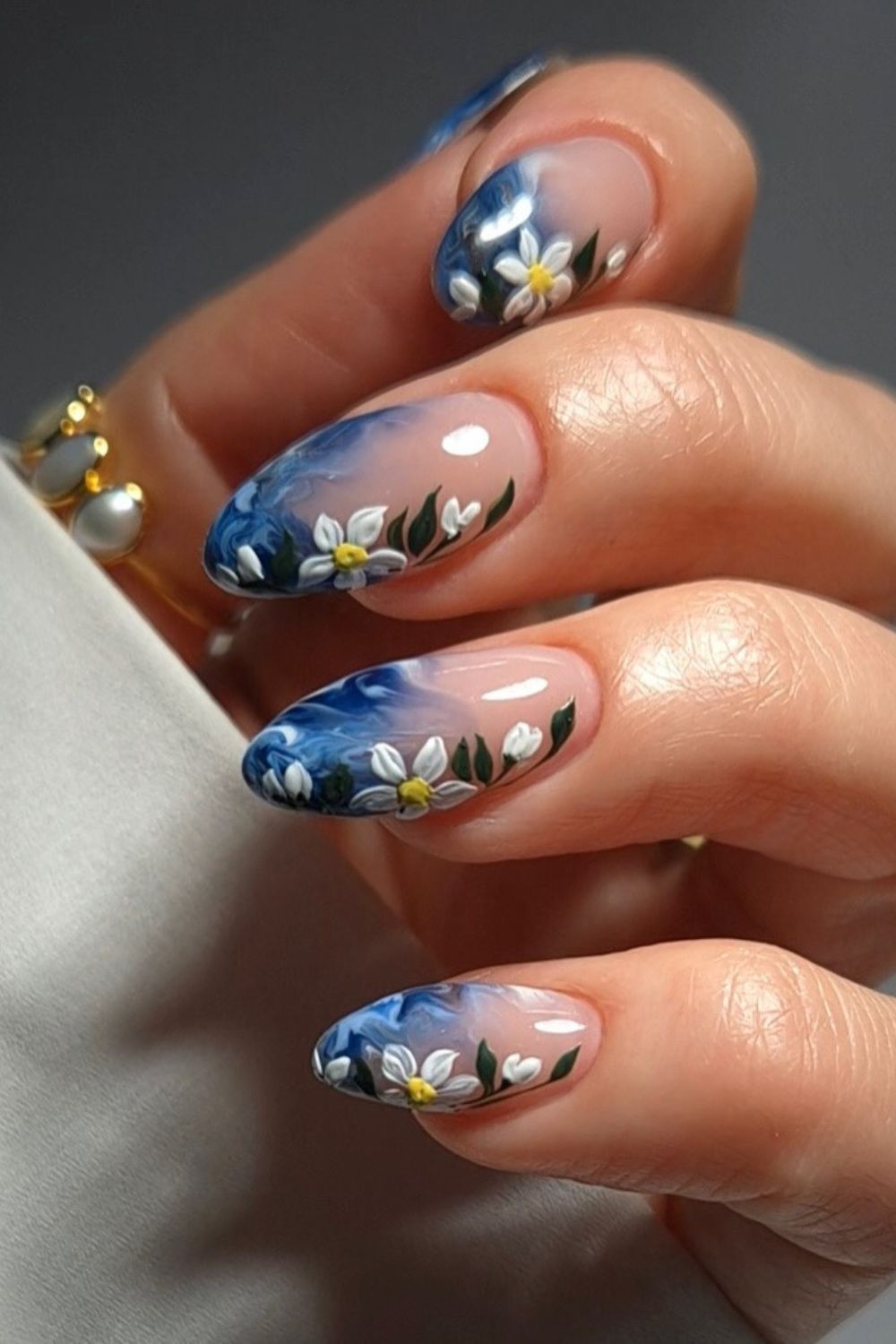 Blue Bloom Fade