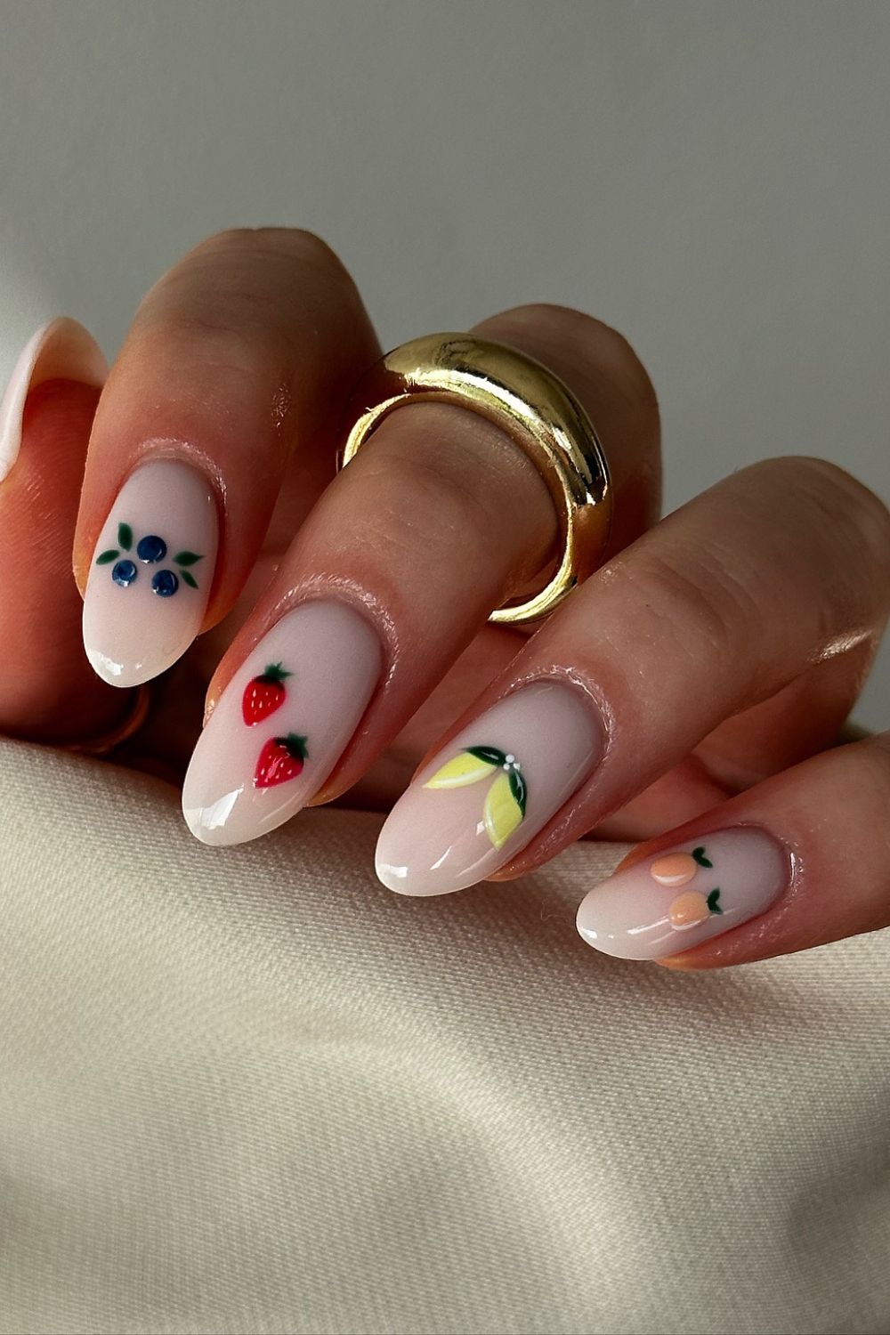 Fruity Minimalism
