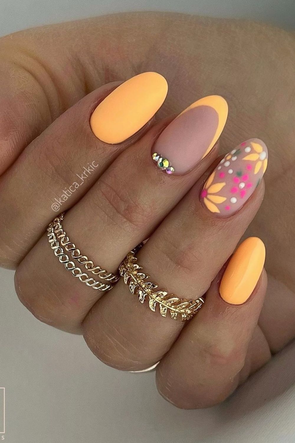Peachy Sunset Florals