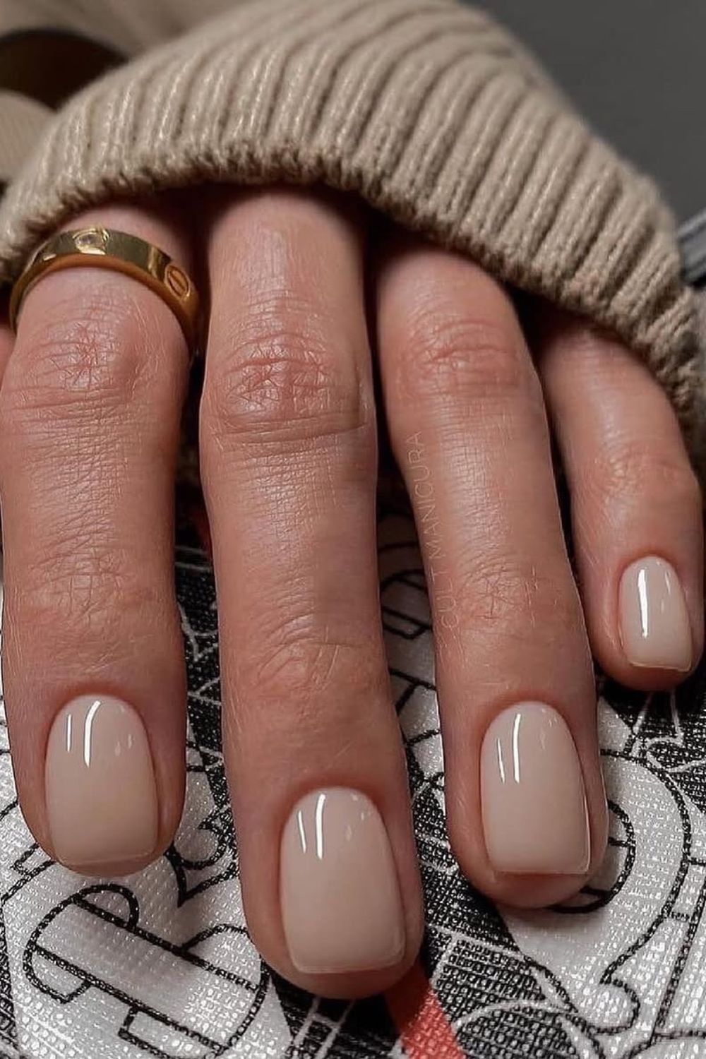 Polished Beige Calm