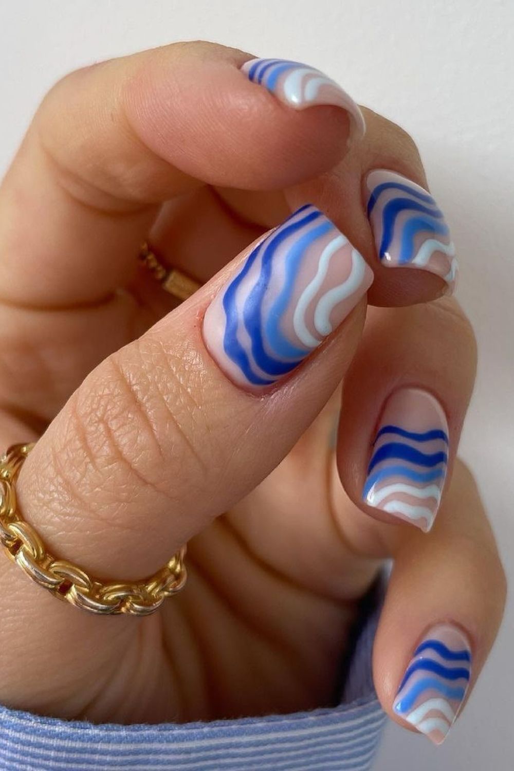 Wavy Square Layers