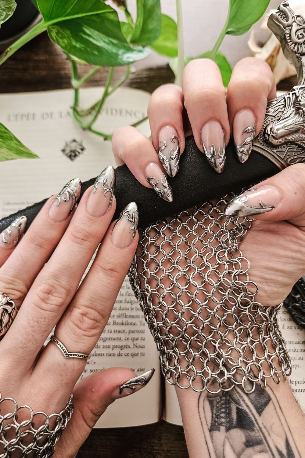 Silver-Tipped Armour