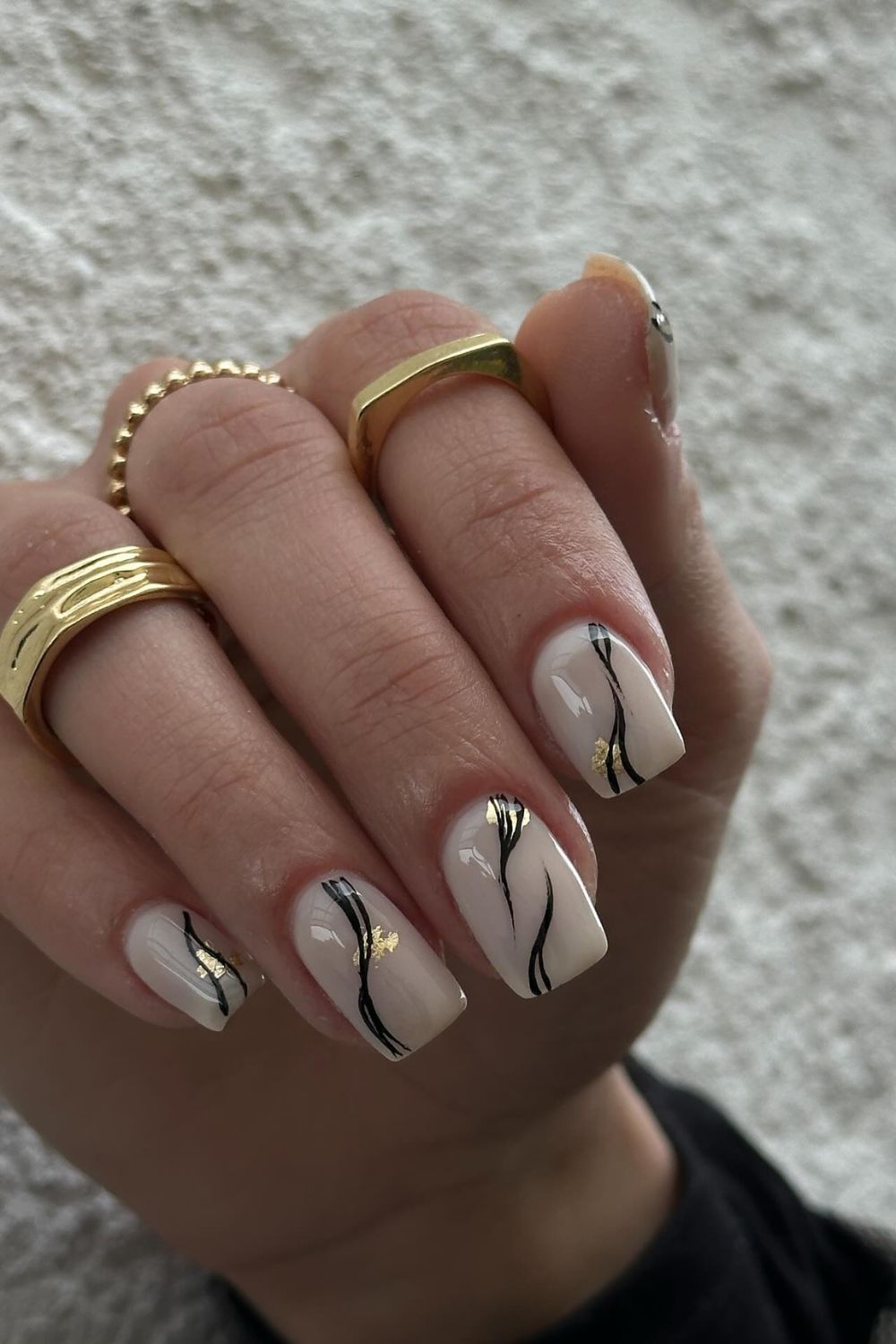 Artistic Neutral Lines