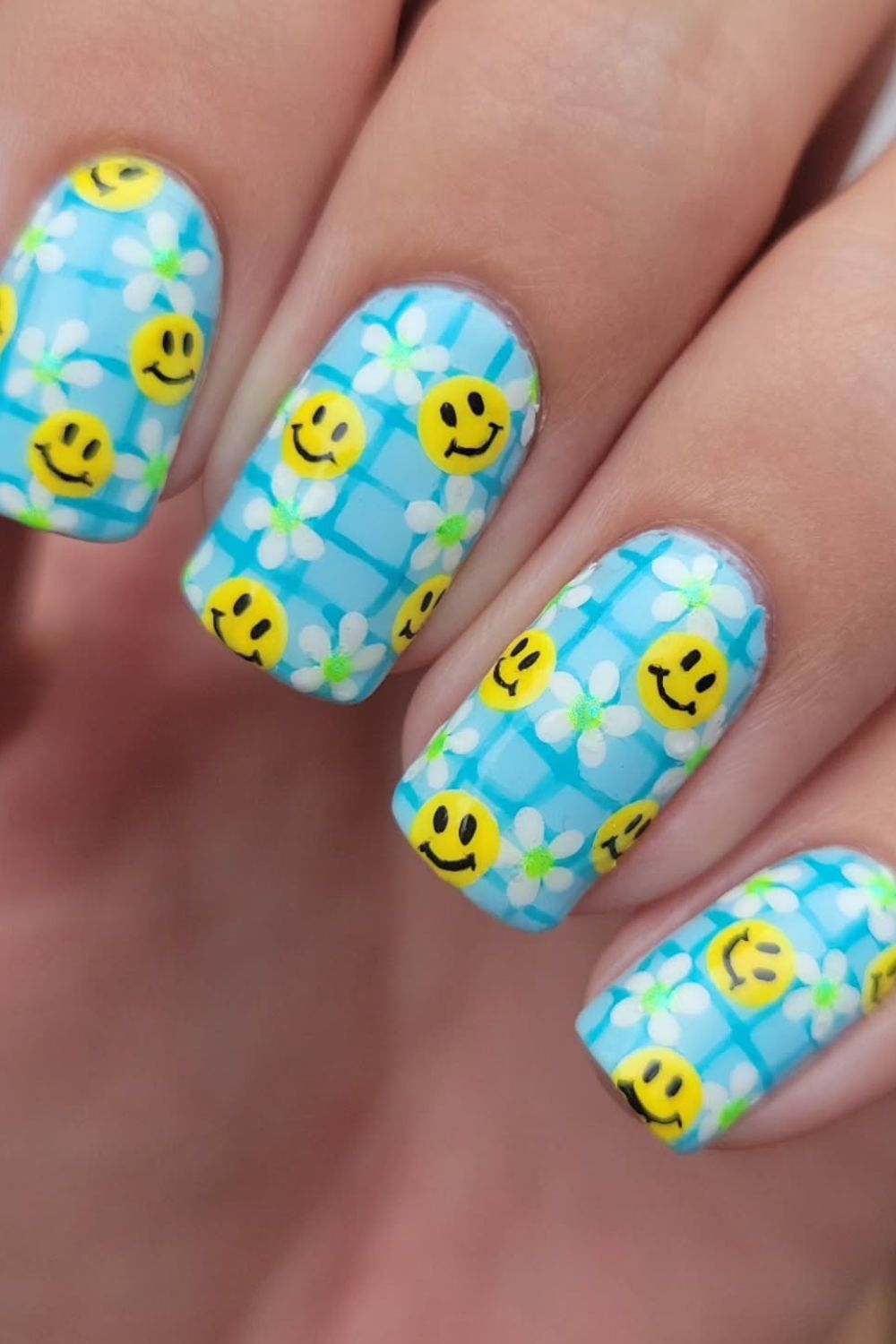 Smiley Grid Blooms