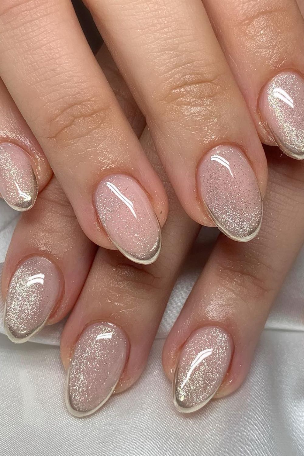 Glittering Pale Shine