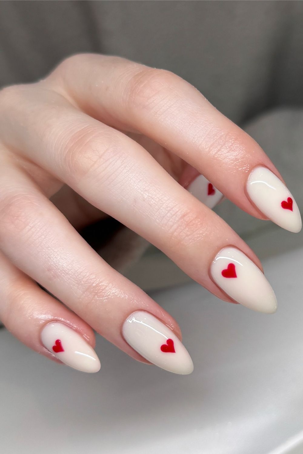 Creamy Minimal Hearts