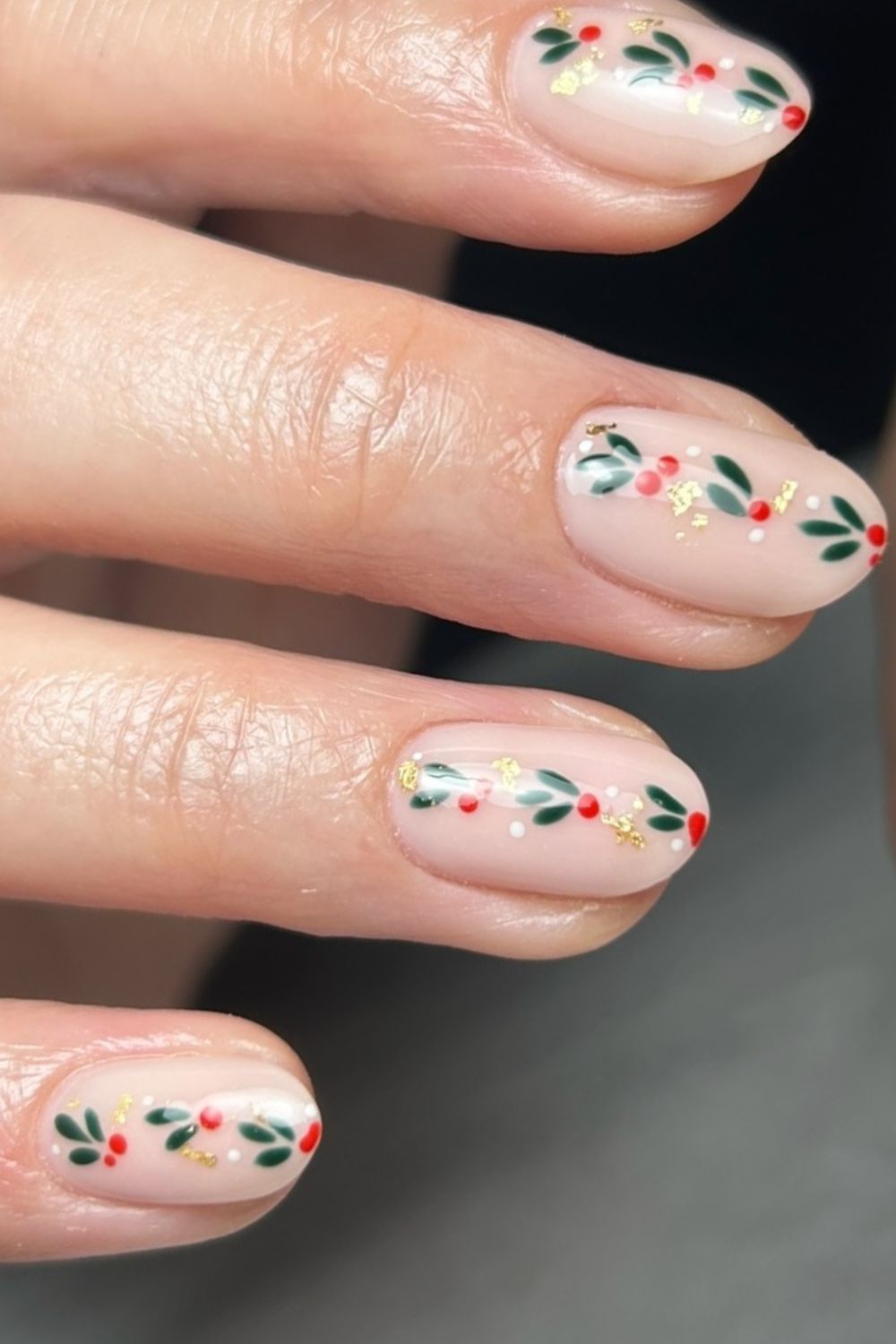 Holly Garland Tips