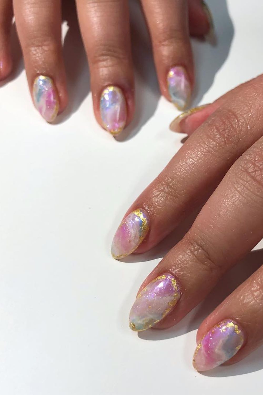 Iridescent Aura Glow