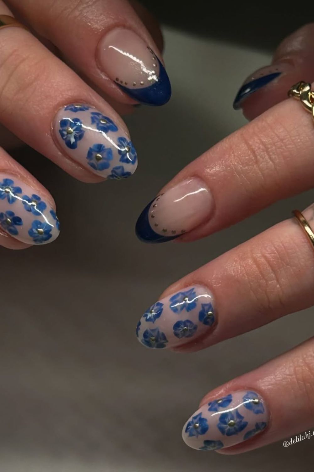 Midnight Petal Accent