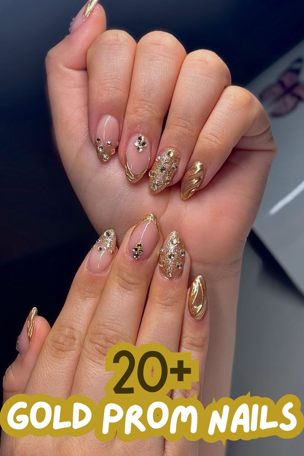 Glitter Accent Elegance