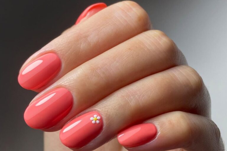 Coral Nails_Featured Photo